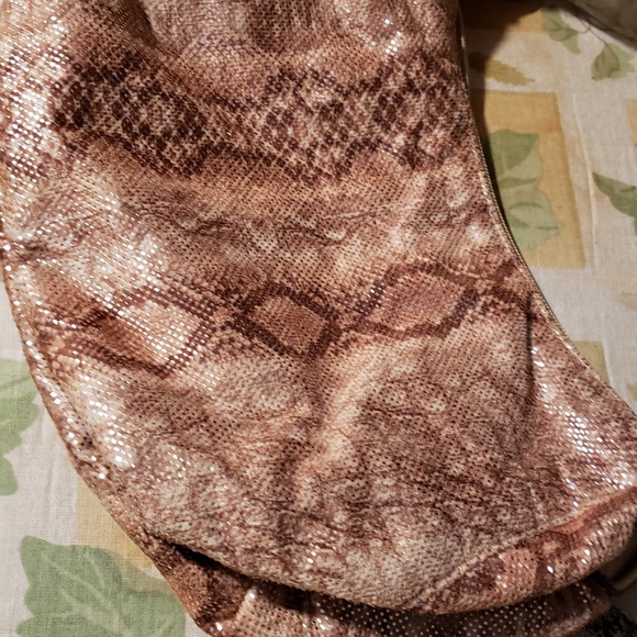 Small shoulder style purse brand new - Picture 3 of 8